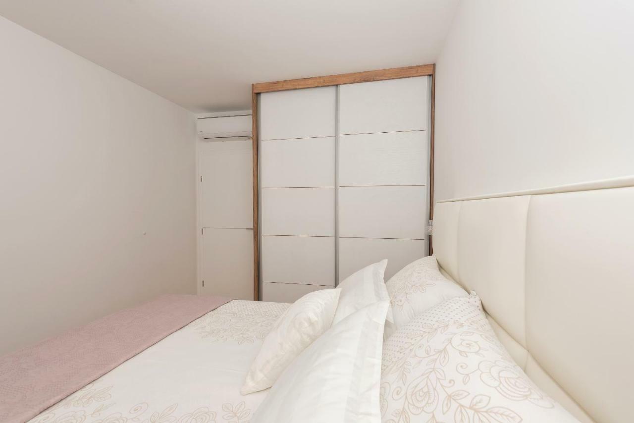 Appartement Penthouse Jure à Makarska Extérieur photo